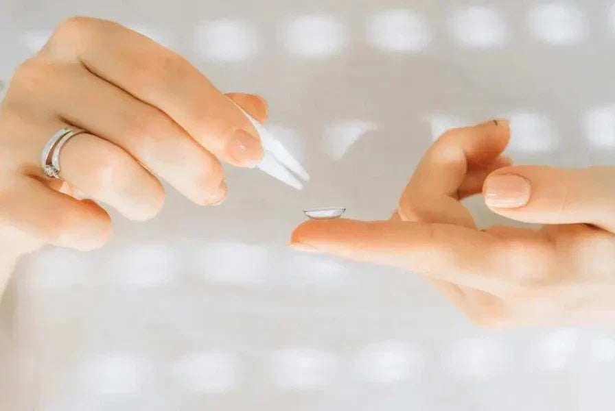 Daily or Monthly Contact Lenses? Find the Perfect Fit for Your Eyes