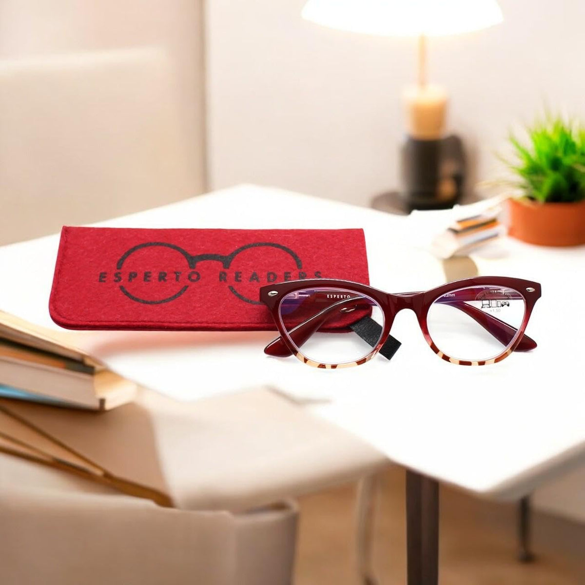Esperto Catty Red reading glasses, view 3